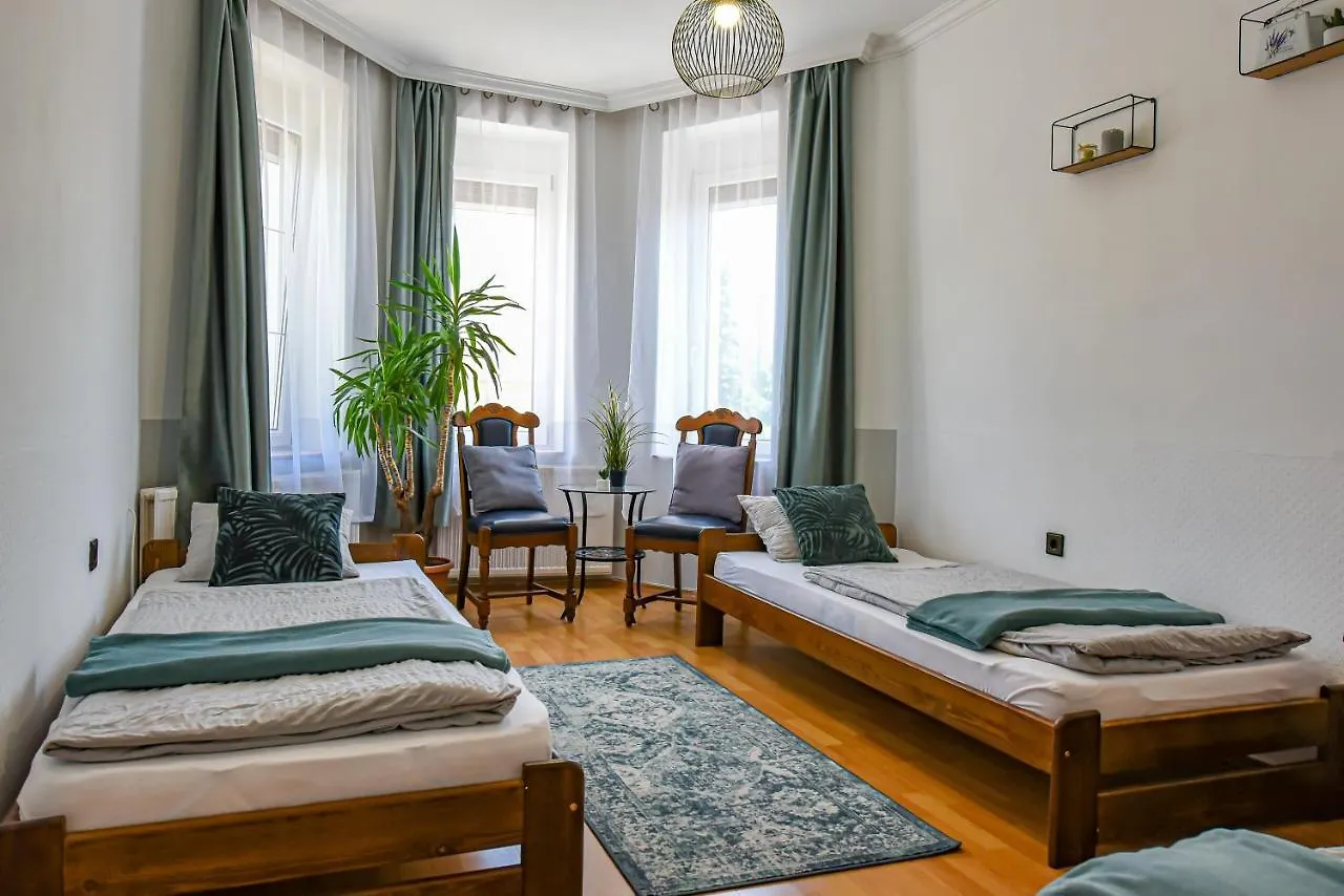 Hajduhegy Vendeghaz Apartment Eger 0*,